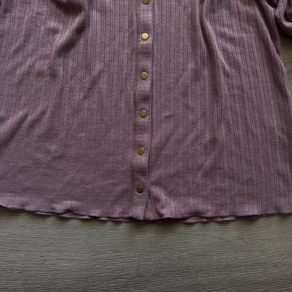 Grace & Lace Puff Sleeve Button Up Top - Picture 6 of 10